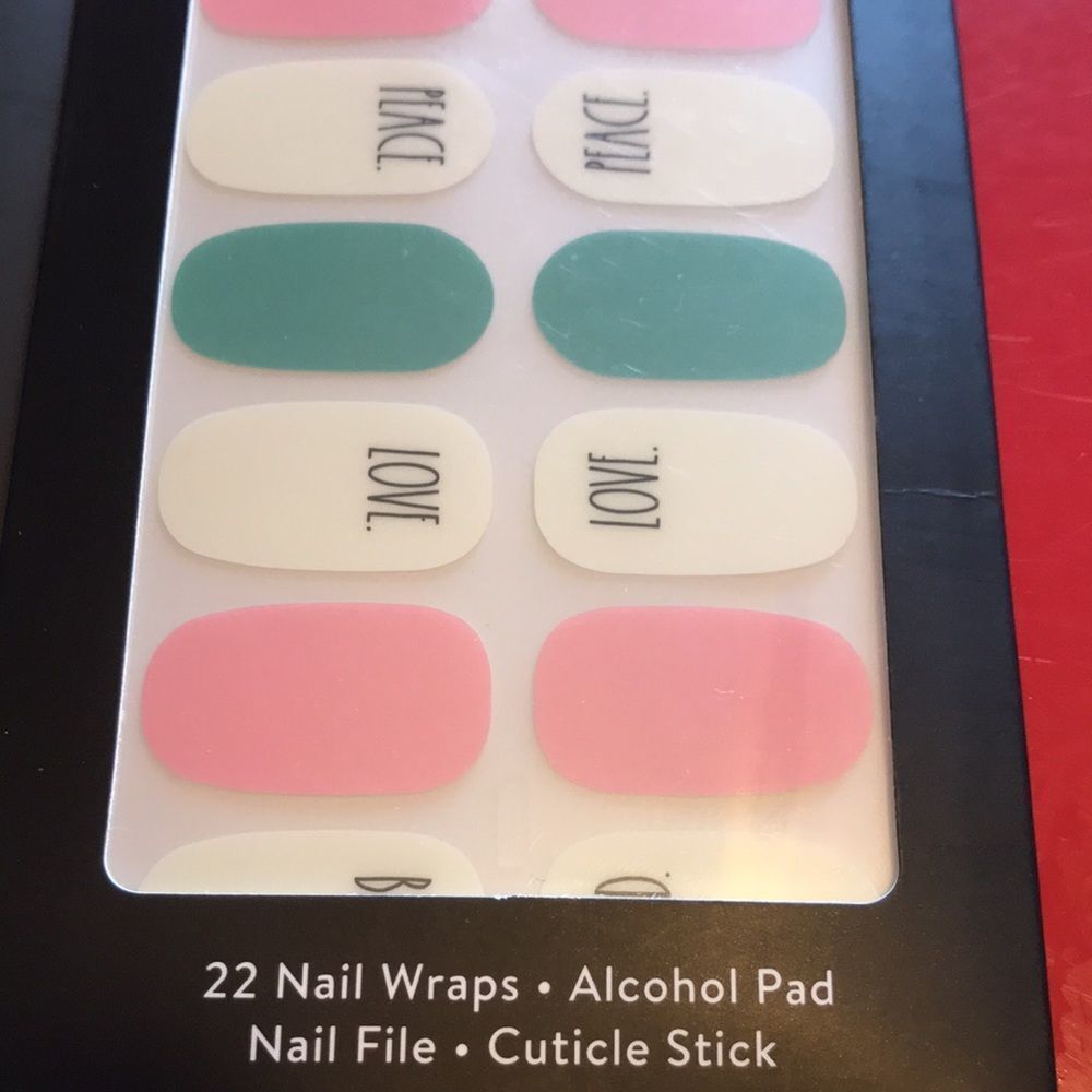 NIP Rae Dunn nail wrap kit - Picture 3 of 5